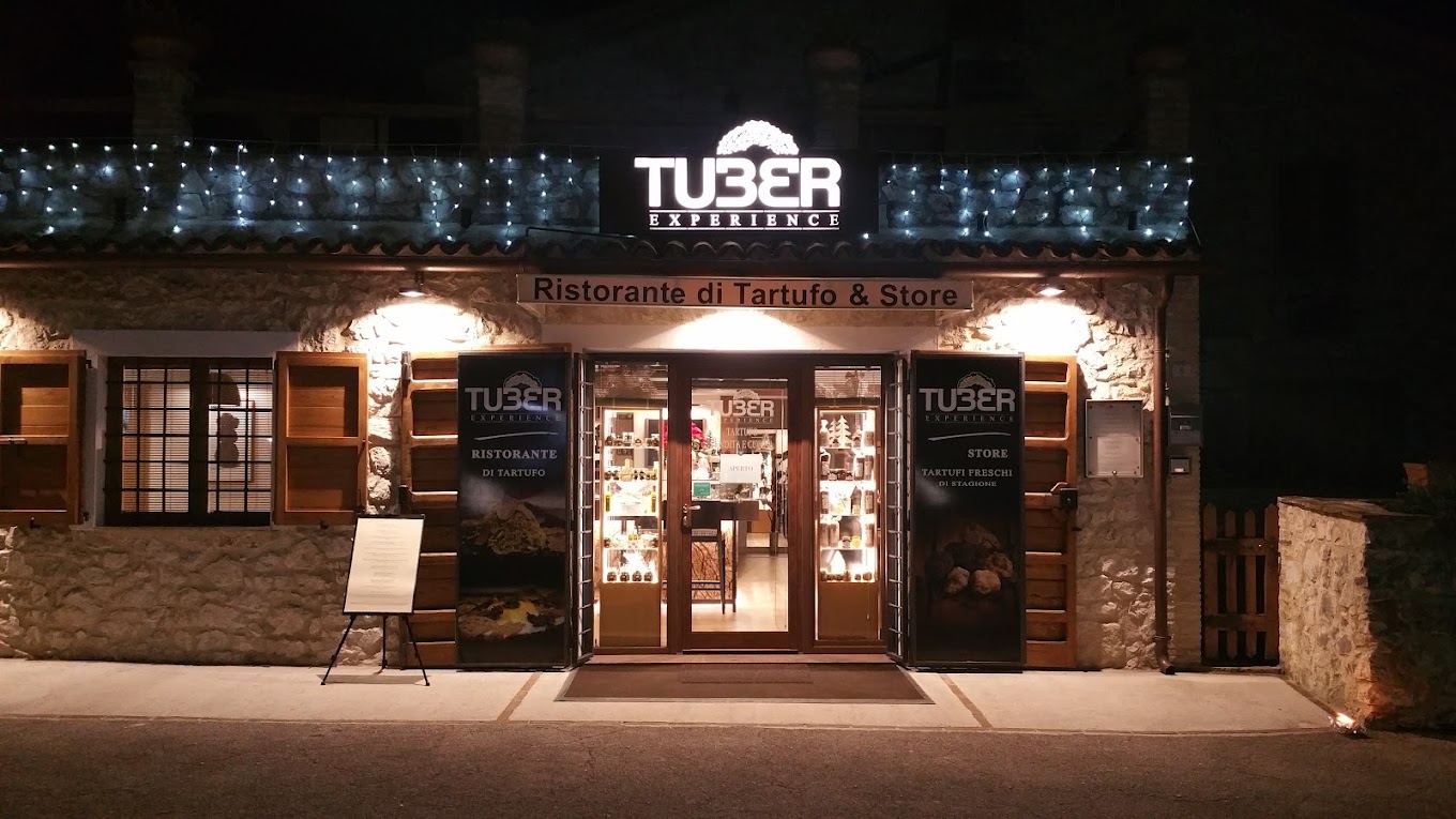 esterno del ristorante tartufo spoleto tuber experience